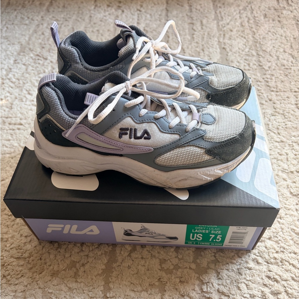Fila Envision Women's Gray White Lavender Athletic Sneakers 7.5 - Picture 3 of 11